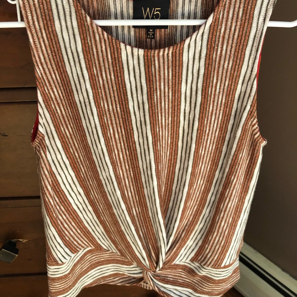Woman’s shirt, medium